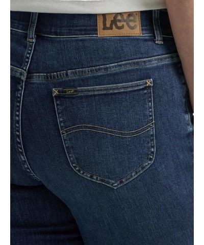 Women's Size Ultra Lux Comfort with Flex Motion Straight Leg Jean, Greet The Day, 16 Plus Petite $20.65 Jeans